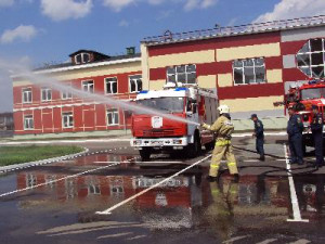 Смоленские пожарные показали новую технику