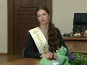 Обладательница звания «Мисс Россия-2012» встретилась с представителями смоленских СМИ
