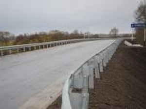 В Демидовском районе отремонтирован мост к национальному парку «Смоленское Поозерье»