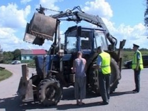 Тракторы проверят на безопасность